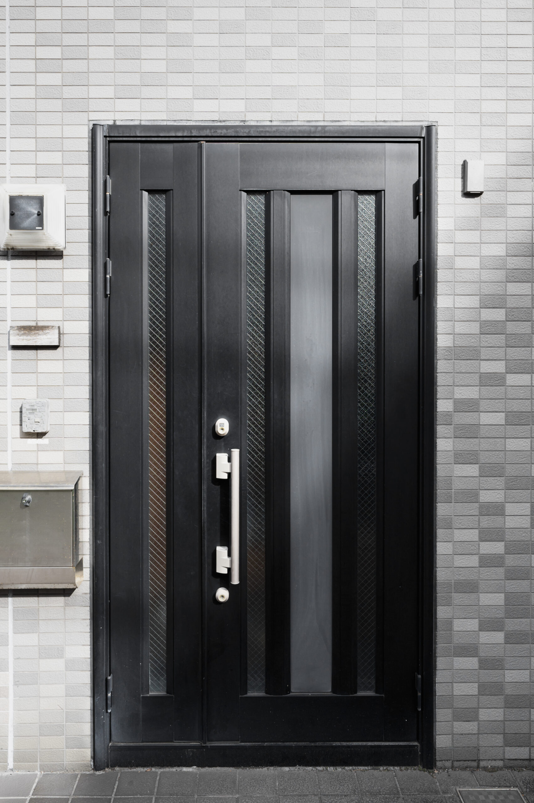 house entrance japan building